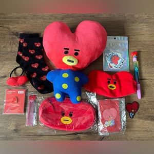 BRAND NEW-BT21 TATA Amazing 11 Piece Bundle